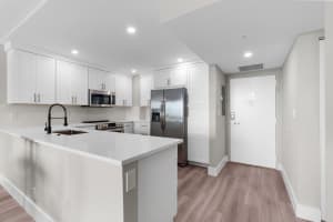 3015 N Ocean Boulevard 8j, Fort Lauderdale, FL 33308 Sold 03/25/24