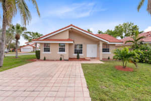 18847 NW 83rd Place, Hialeah, FL 33015 Sold 06/20/24