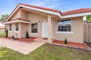 18847 NW 83rd Place, Hialeah, FL 33015 Sold 06/20/24