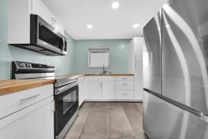 200 Waterway Drive S 306, Lantana, FL 33462 Sold 04/18/24