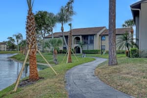 530 Shady Pine Way D1, Greenacres, FL 33415 Sold 04/02/24