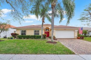 6088 Royal Birkdale Dr, Greenacres, FL 33463, Sold 05/20/24