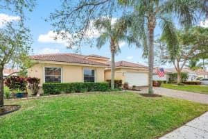 6088 Royal Birkdale Dr, Greenacres, FL 33463, Sold 05/20/24