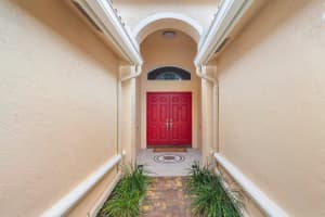 6088 Royal Birkdale Dr, Greenacres, FL 33463, Sold 05/20/24