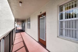 26 Abbey Lane 305, Delray Beach, FL 33446 Sold 04/17/24