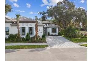 1926 Frosted Turquoise Way, Vero Beach, FL 32963 Sold 11/19/24