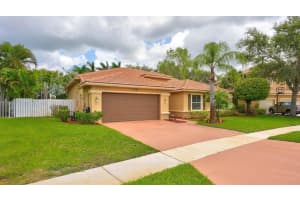 5429 Oakmont Village Circle, Lake Worth, FL 33463 Sold 04/15/24