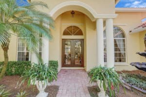 113 NE Charleston Oaks Drive, Port Saint Lucie, FL 34983 Sold 05/15/24