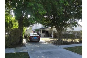 520 NE 48th Street, Boca Raton, FL 33431 Sold 11/13/24