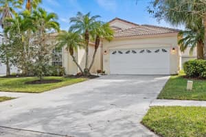 3320 SE Fairway Oaks Trail, Stuart, FL 34997 - MLS#R10961740