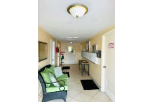 2400 NE 33rd Ave APT 108, Fort Lauderdale, FL 33305, Sold 05/29/24