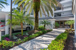 531 Bay Colony Drive N, Juno Beach, FL 33408 Sold 01/10/25