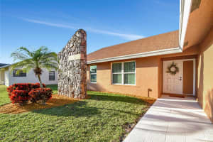 8289 Waccamaw Ln E, Greenacres, FL 33467, Sold 03/25/24