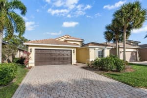 6586 Via Dante, Lake Worth, FL 33467 Sold 06/14/24