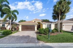 6586 Via Dante, Lake Worth, FL 33467 Sold 06/14/24
