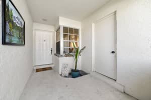 197 Bent Arrow Drive, Jupiter, FL 33458 Sold 05/01/24