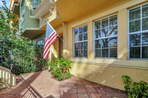 11858 Valencia Gardens Avenue, Palm Beach Gardens, FL 33410 Sold 05/20/24