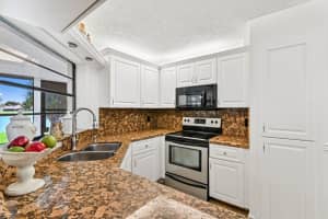 5839 Parkwalk Drive, Boynton Beach, FL 33472 Sold 11/27/24