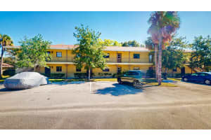 400 18th Street E1, Vero Beach, FL 32960 Sold 07/01/24