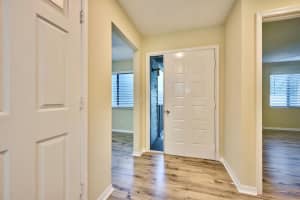 2150 Pine Creek Boulevard 202, Vero Beach, FL 32966 Sold 05/20/24