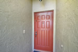 221 Meadows Dr, Boynton Beach, FL 33436, Sold 03/29/24