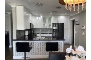 981 NW 8th Avenue, Boynton Beach, FL 33426 Sold 04/25/24