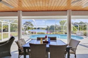 550 SE Ashley Oaks Way, Stuart, FL 34997 Sold 04/15/24