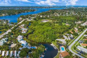 118 Sims Creek Court, Jupiter, FL 33458 Sold 09/04/24