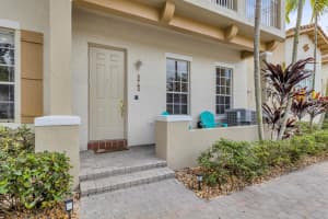 610 NW 25th Avenue, Boynton Beach, FL 33426 Sold 05/15/24