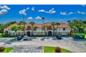 815 W Boynton Beach Boulevard 8-206, Boynton Beach, FL 33426 Sold 04/26/24