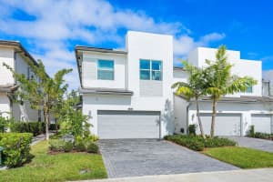 4886 Navali Drive, Lake Worth, FL 33467 Sold 03/15/24