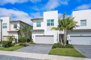 4886 Navali Drive, Lake Worth, FL 33467 Sold 03/15/24