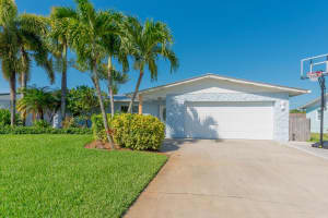 1484 NE 24th St, Jensen Beach, FL 34957, Sold 03/14/24