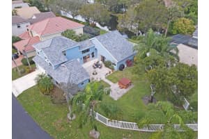 20 Lawrence Lake Drive, Boynton Beach, FL 33436 Sold 04/29/24
