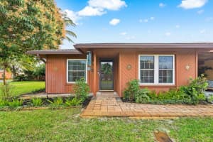542 SE 28th Cir, Boynton Beach, FL 33435, Sold 05/24/24
