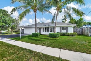1098 SW 13th Ave, Boca Raton, FL 33486, Sold 04/22/24