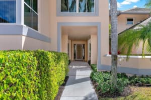 196 Orange Tree Dr, Atlantis, FL 33462, Sold 06/07/24