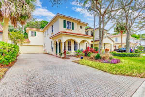 404 Pumpkin Drive, Palm Beach Gardens, FL 33410 Sold 05/23/24