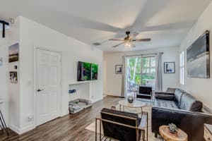 404 Pumpkin Drive, Palm Beach Gardens, FL 33410 Sold 05/23/24