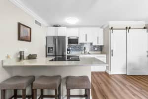 647 Executive Center Drive S101, West Palm Beach, FL 33401 Sold 04/02/24