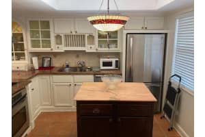 35 SE 13th Street B5, Boca Raton, FL 33432 Sold 06/18/24