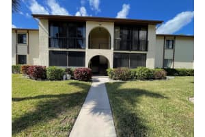 331 Knotty Pine Circle D1, Greenacres, FL 33463 Sold 07/15/24