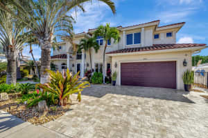 4850 NE 29 Avenue, Lighthouse Point, FL 33064 Sold 08/09/24