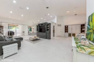 4517 Carlton Golf Drive, Wellington, FL 33449 Sold 12/20/24