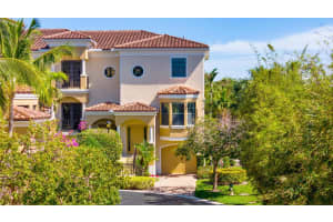 405 Del Sol Circle, Tequesta, FL 33469 Sold 12/30/24