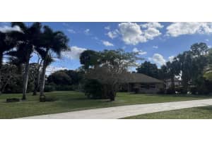 13724 Greentree Trail, Wellington, FL 33414 Sold 04/05/24