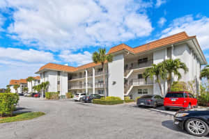 400 Wilma Circle 106, Riviera Beach, FL 33404 Sold 06/04/24