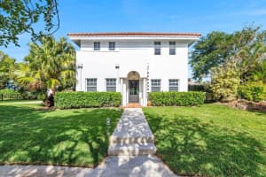 141 Rotunda Drive, Jupiter, FL 33477 Sold 06/03/24