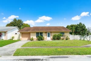 6245 Oakview Lane, Lake Worth, FL 33463 Sold 04/01/24