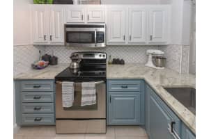 10062 Boynton Place Circle, Boynton Beach, FL 33437 Sold 04/05/24